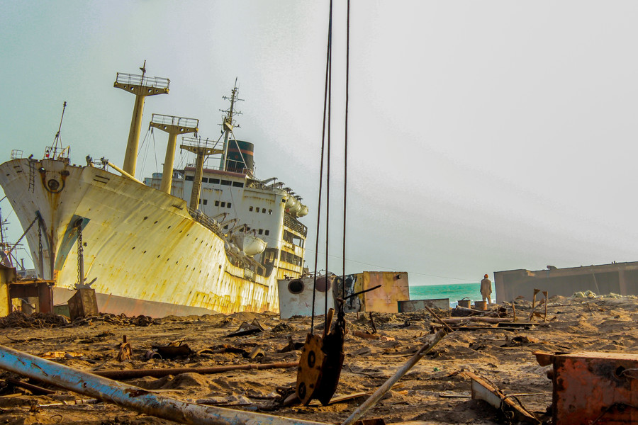 Ship Reycling (Istock)