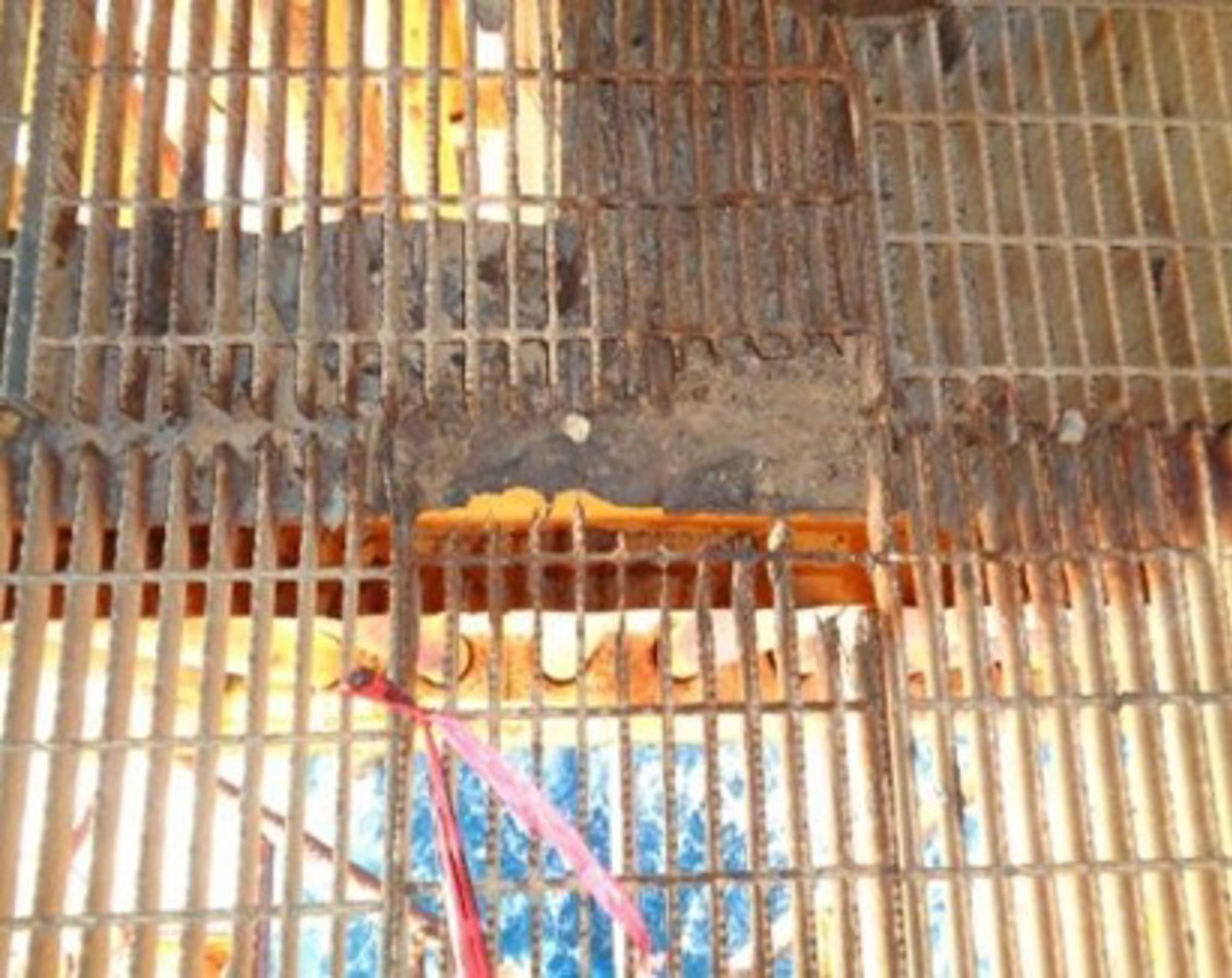 Pre-Incident photograph of hazardous grating section