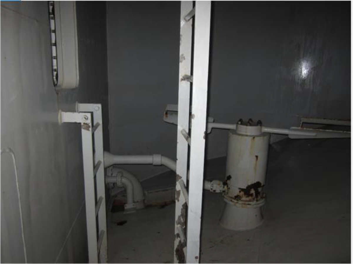 IMCA SF 12/20: Agitator started moving during mud tank cleaning – leading to injury 6 1 An agitator in a mud tank started up when an employee of a third-party contractor working in the tank was in the way. He was hit by the agitator paddle in his lower back and fell to the tank floor.