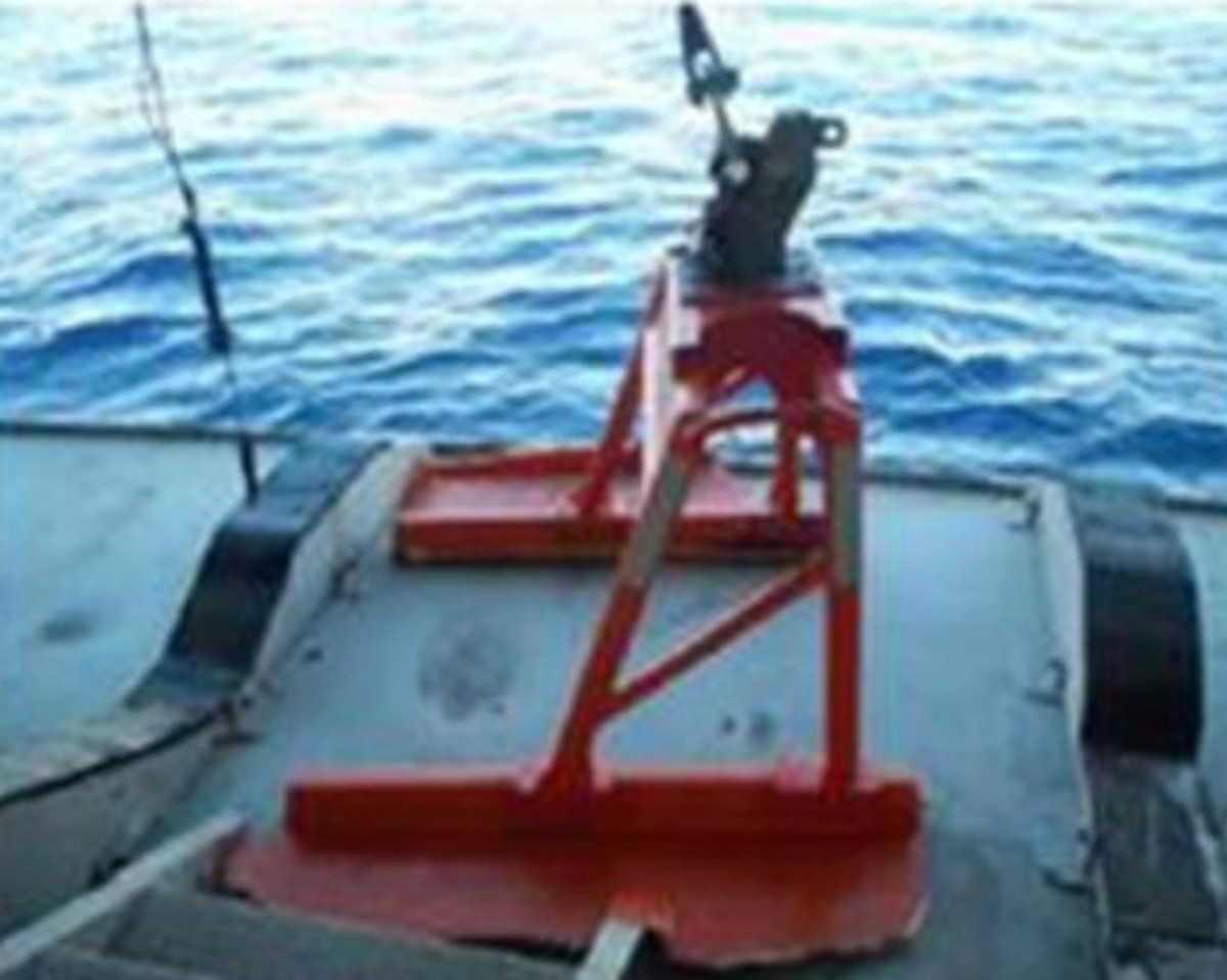 Lifting frame detached from fast rescue craft (FRC)