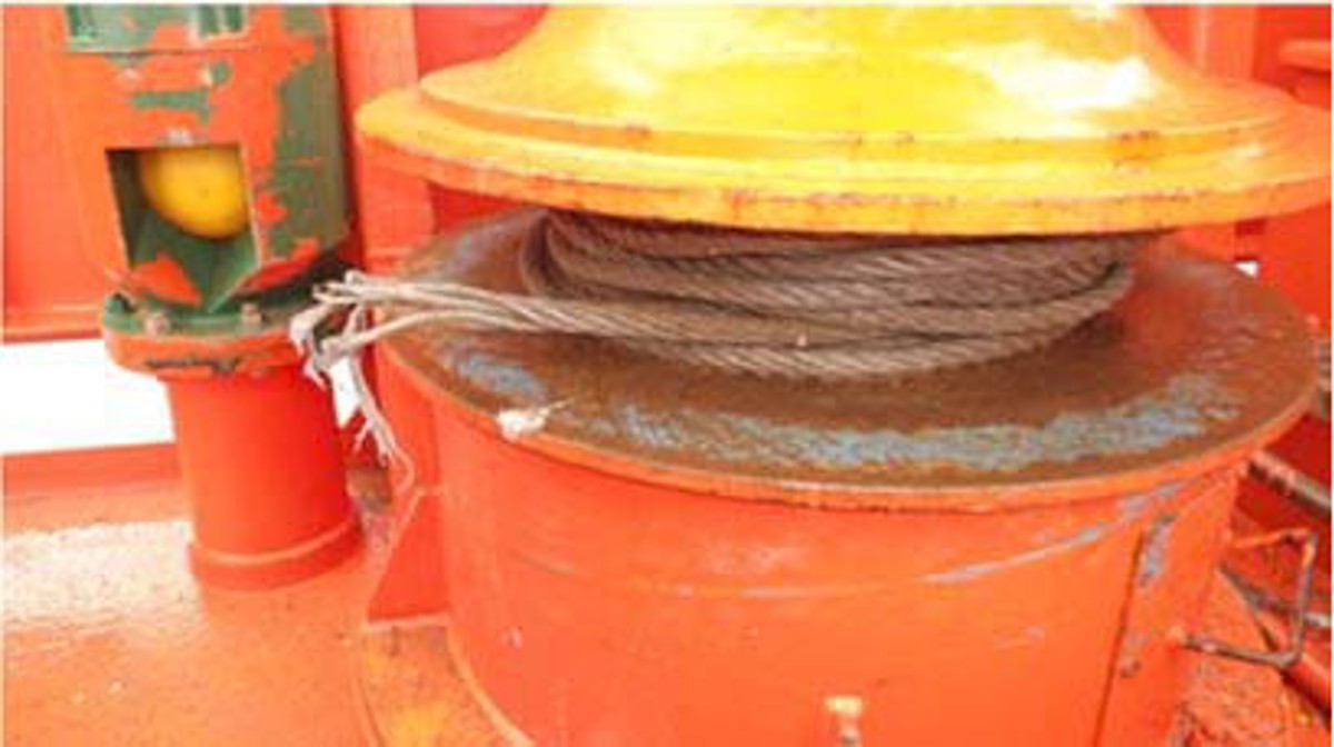 IMCA SF: Capstan wire parted during deployment of anchor buoy Imcasf03 15 Image2 Capstan showing parted wire