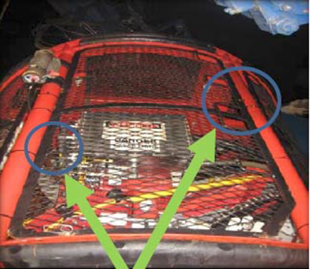 IMCA SF Near-miss: Potential fall when TMS protection gate came loose 2 TMS protection gate showing ‘cut-outs’ which are used as foot-holds