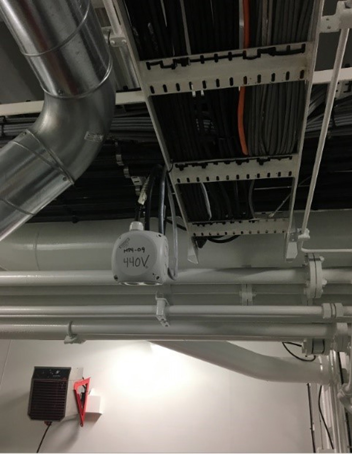 IMCA SF Electrician received electric shock from a bare cable 1 Cable tray