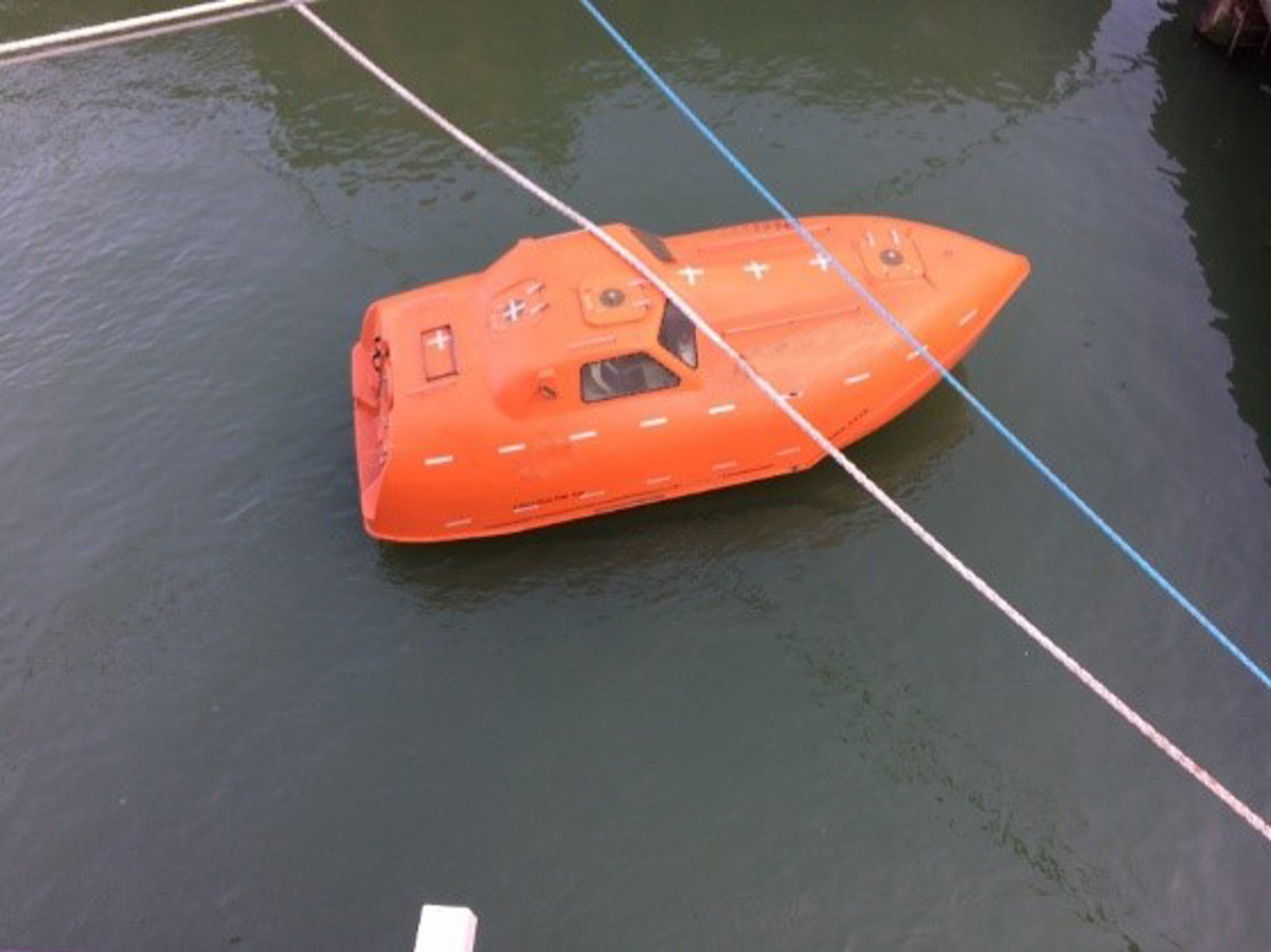 IMCA SF Unplanned deployment of free fall lifeboat 2 Location after accidental release