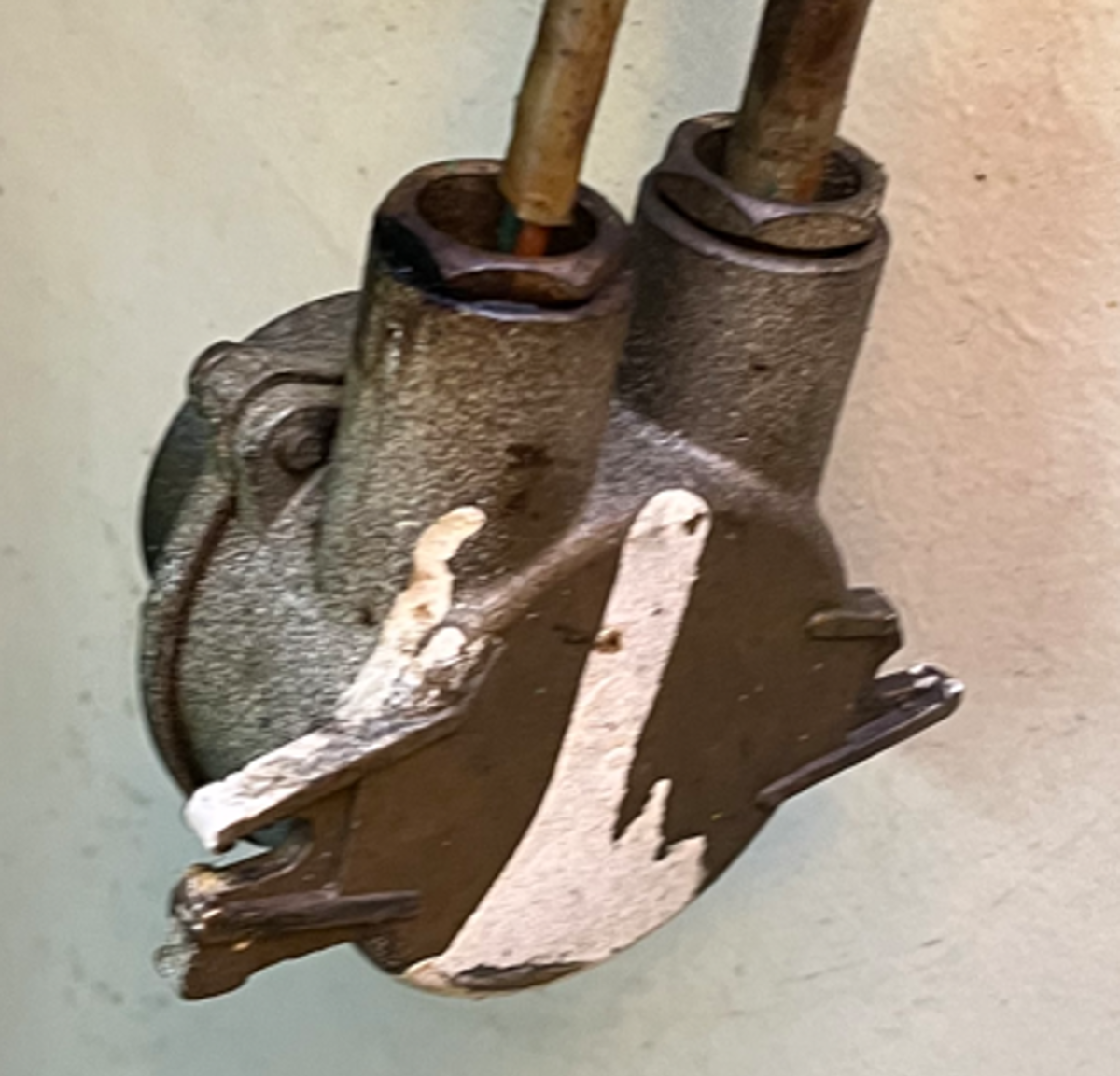 IMCA SF Electric shock after water ingress to switch 1 Electric shock after water ingress to switch