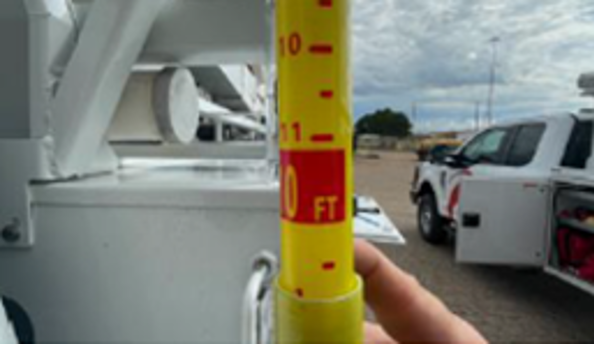 Measuring truck height