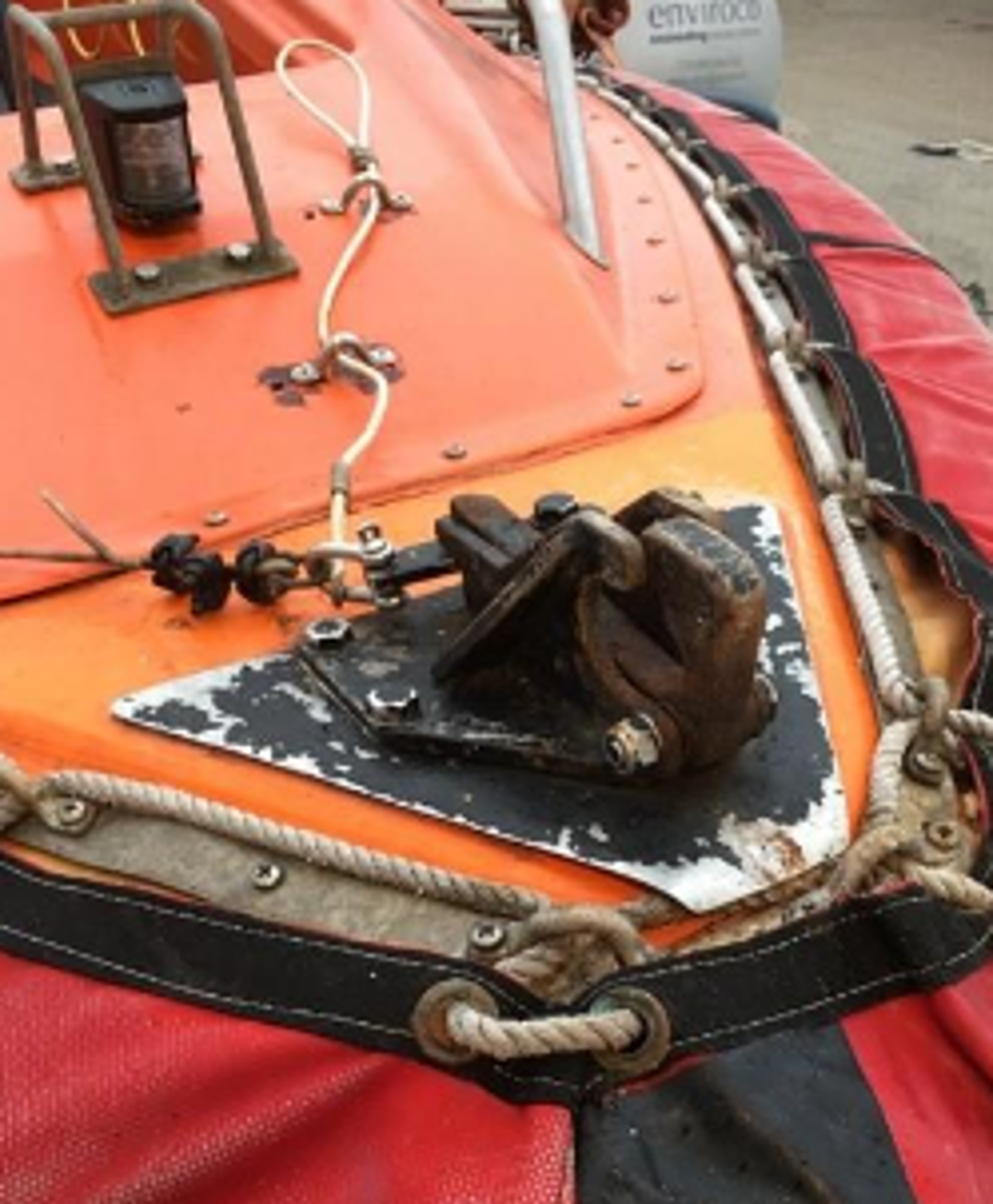 During the launch of a Fast Rescue Craft (FRC) for validation trials, the cable that releases the hook for the fall wire parted, resulting in the coxswain being unable to release the hook.