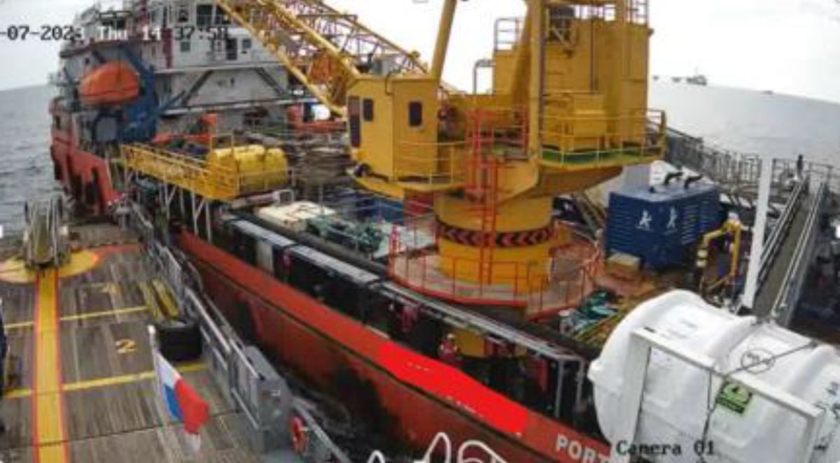 Crew Transfer Vessel (CTV) hit protruding scaffolding on a supply vessel