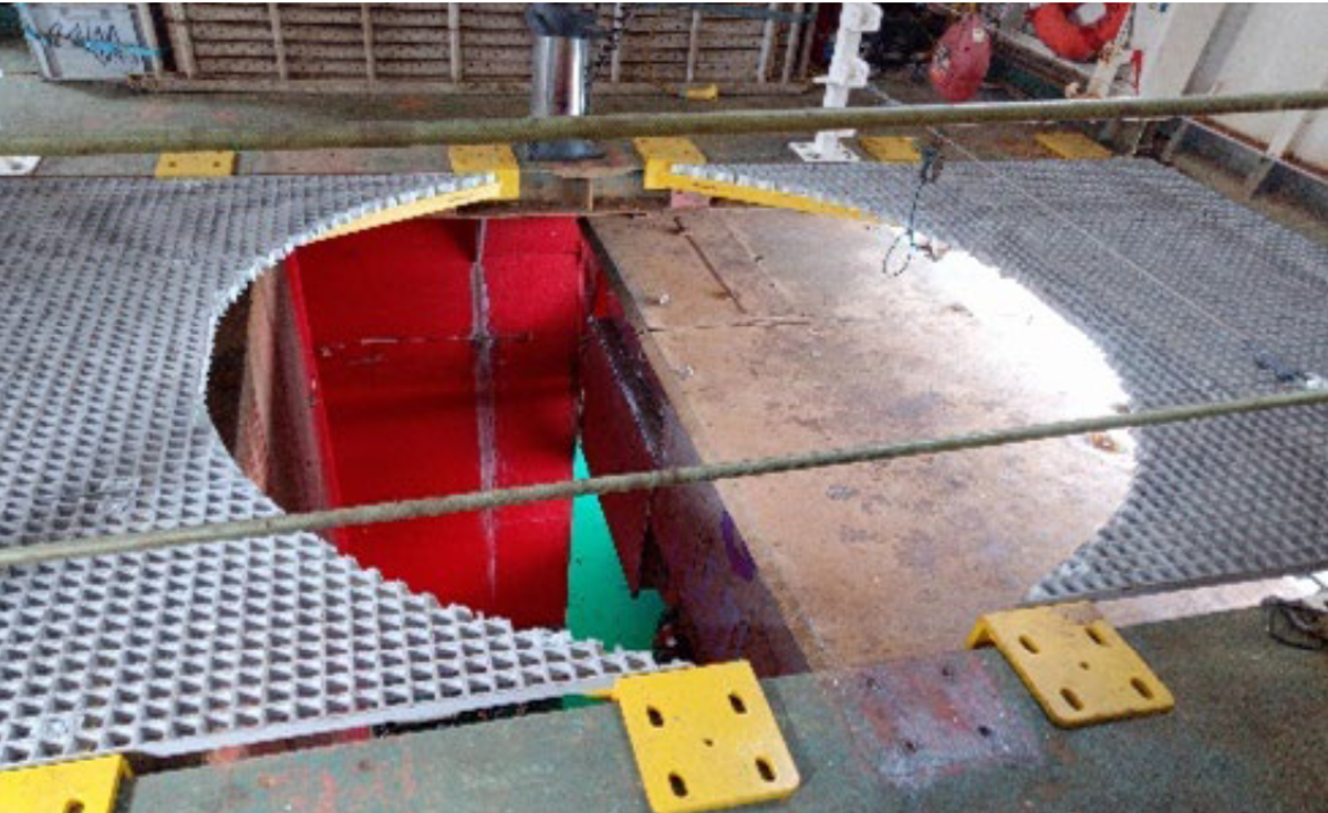 Dislodged grating on vessel